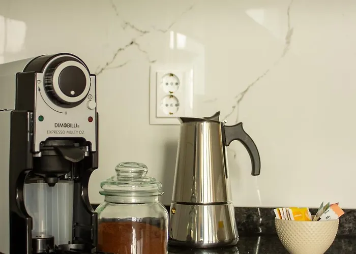 Orm- Flores Lejlighed *