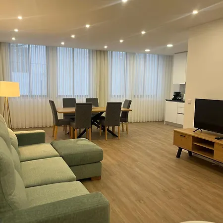 Orm- Flores Apartmán Porto